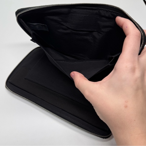 Hermes Long Wallet *FLAWED* - Picture 7 of 11